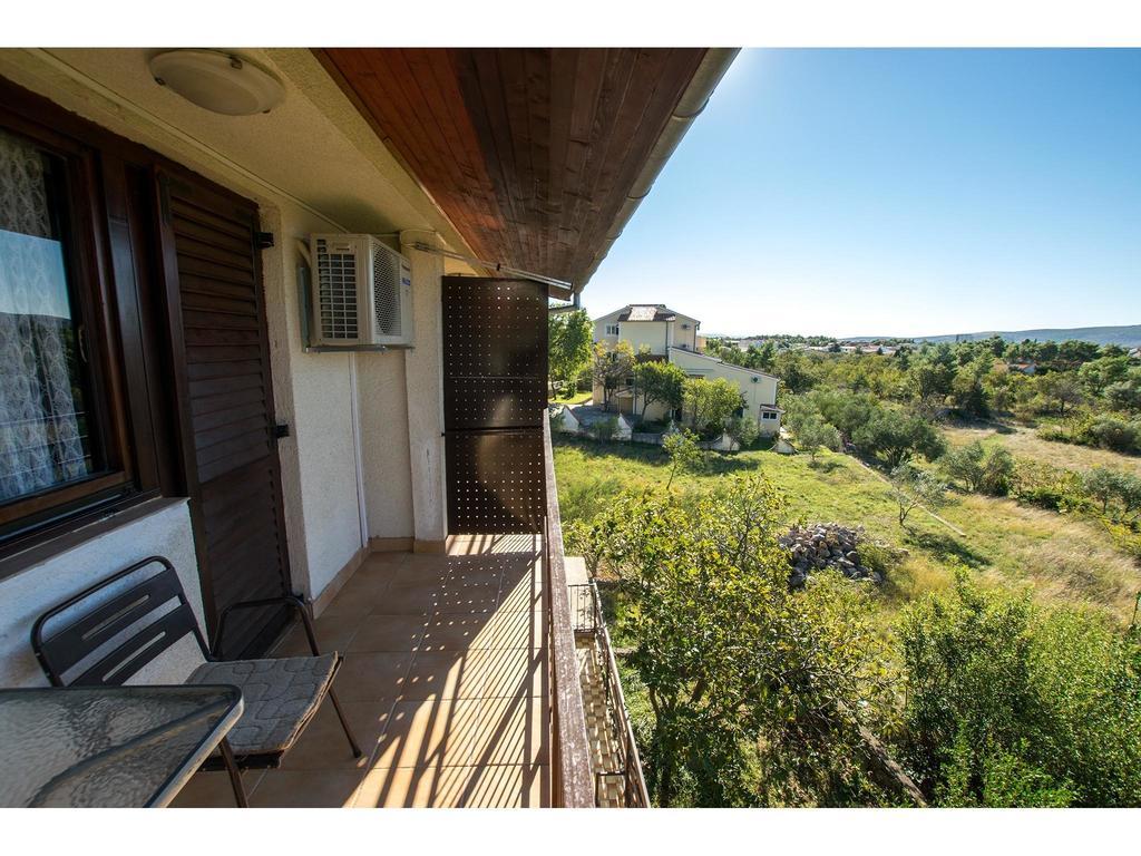 Apartments Velebit Starigrad Paklenica Exterior foto